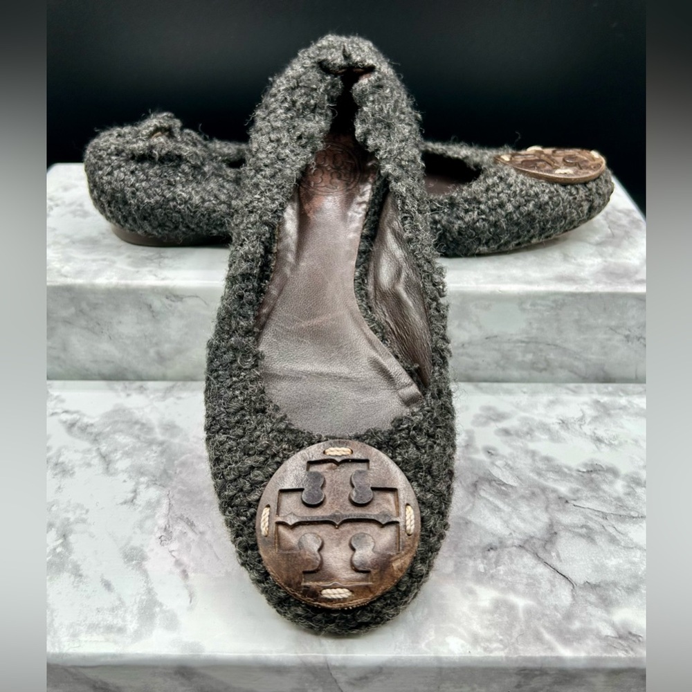 TORY BURCH Minnie Travel Ballet Flats in a Tweed Material. Size 6.5 M